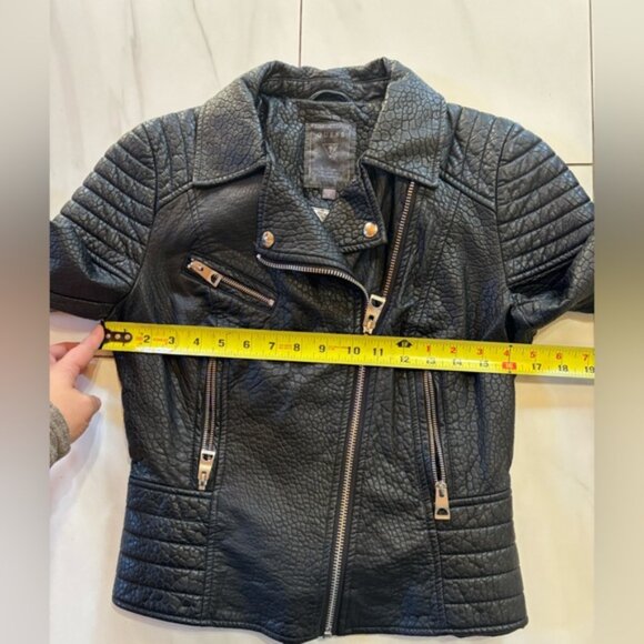 Guess motorcycle style jacket black size small - Like new! - Picture 9 of 10